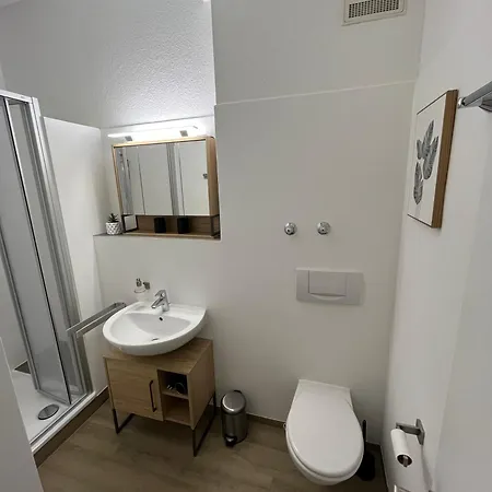 Modernes Mit Bademantelgang Zur Therme
