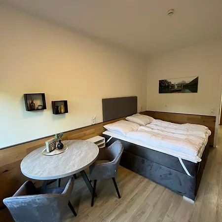 Modernes Mit Bademantelgang Zur Therme * Bad Griesbach (Bavaria)